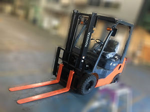 フォークリフト_1