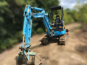 ミニユンボ（ミニバックホー）_1