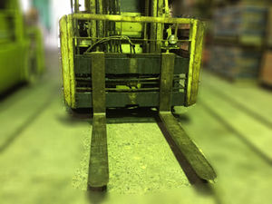 フォークリフト_2