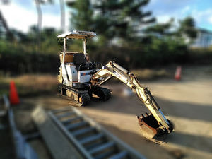 ミニユンボ（ミニバックホー）_1