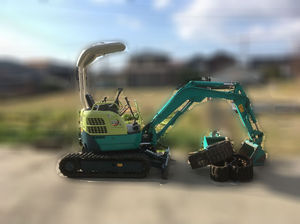 ミニユンボ（ミニバックホー）_2