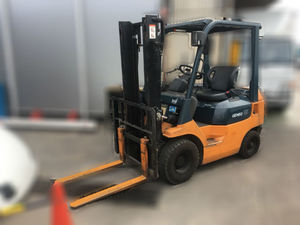 フォークリフト_1