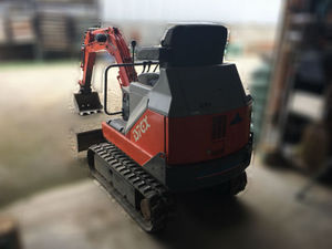 ミニユンボ（ミニバックホー）_2