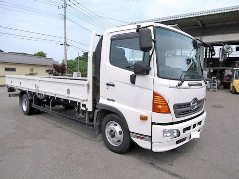 【関連記事】4tトラック全ガイド！車種・車両寸法・荷台寸法・価格・中型4トン車